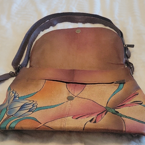 Anuschka Hand-Painted Leather Shoulder Bag - Floral Design 16" Wide 11 Long. - Picture 4 of 10